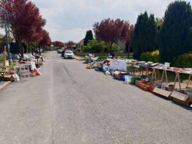 Notre brocante solidaire du 1er mai 2022.